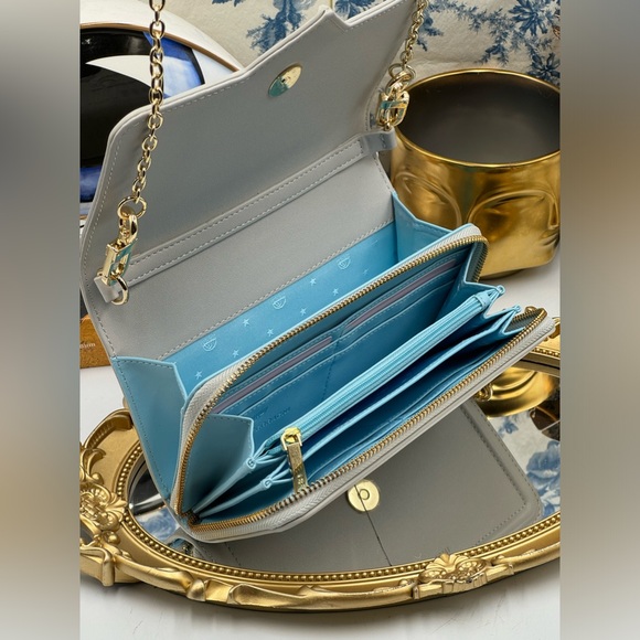 🆕 CHIARA FERRAGNI 🧿 NWB Eyelike Motif Chain Linked Wallet on Chain - Picture 15 of 15